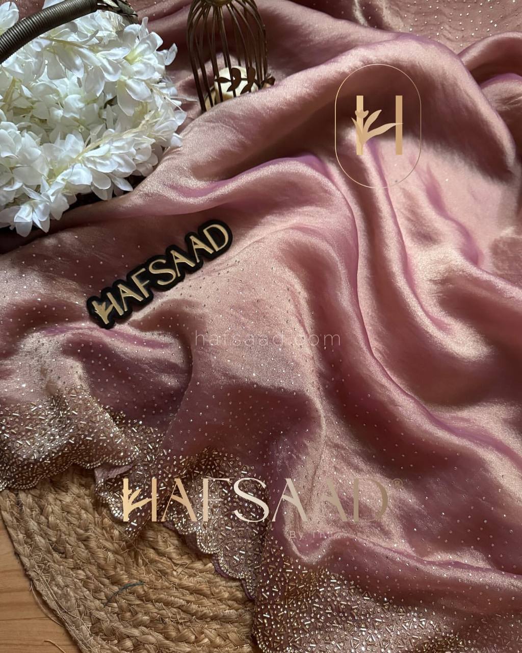 Women's Luxurious Shimmering Grey Organza Saree with Intricately Embroidered Black Blouse - Perfect for Festive & Evening Wear - Image 7